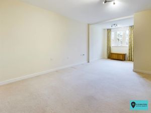 Living Room- click for photo gallery